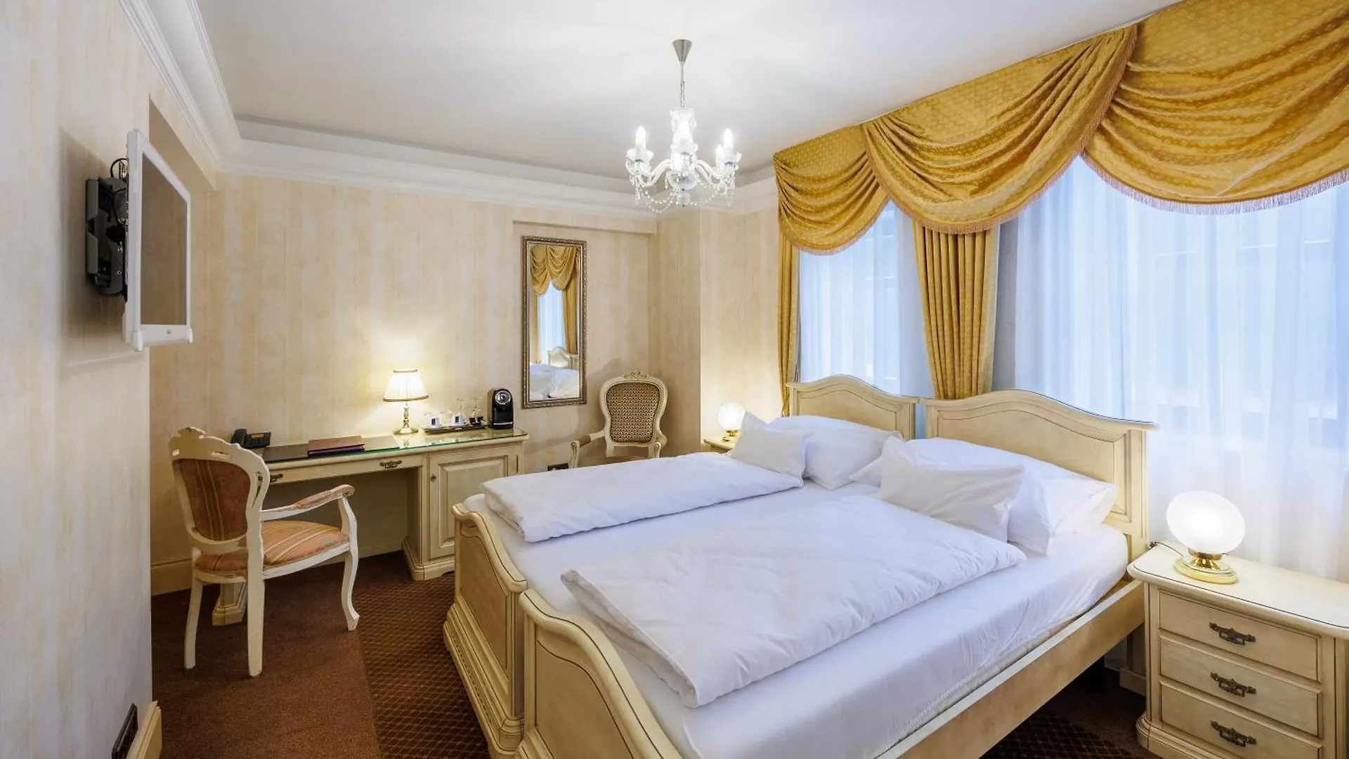Hotel Chateau Cihelny Karlovy Vary 4*,