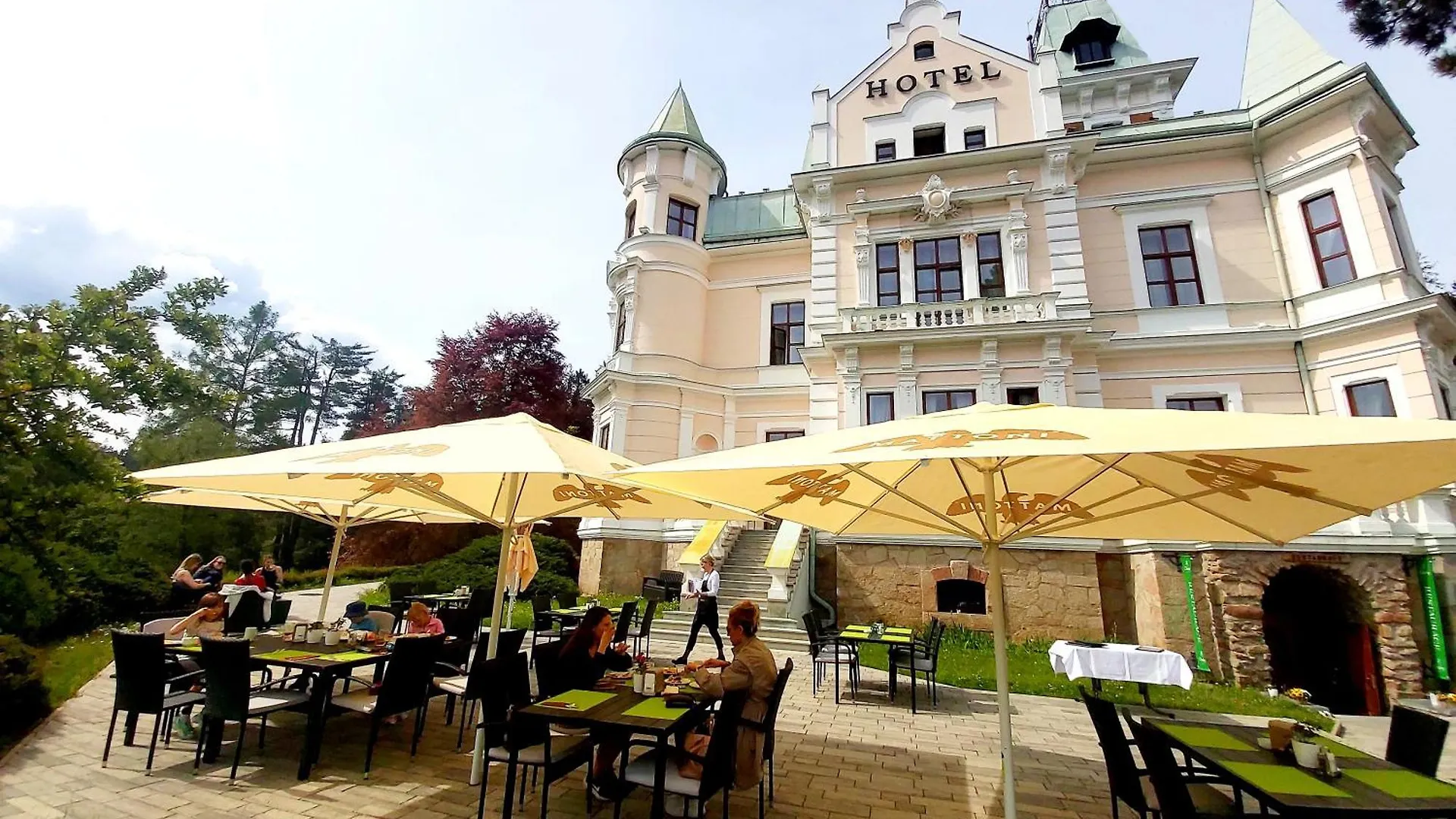 Hotel Chateau Cihelny Karlovy Vary 4*,